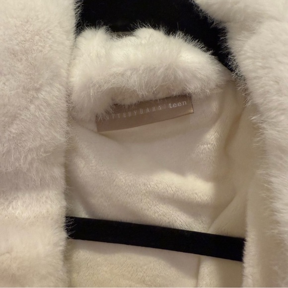 PB Teen Sweetheart Robe - Picture 5 of 10